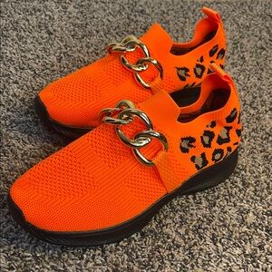 Adult fashion sneakers Orange and Black Sneakers with gold chain design size 41